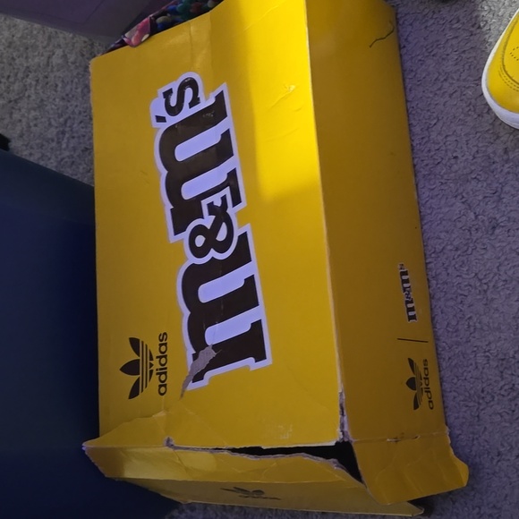 M&M Adidas Mens shoes - Picture 3 of 6